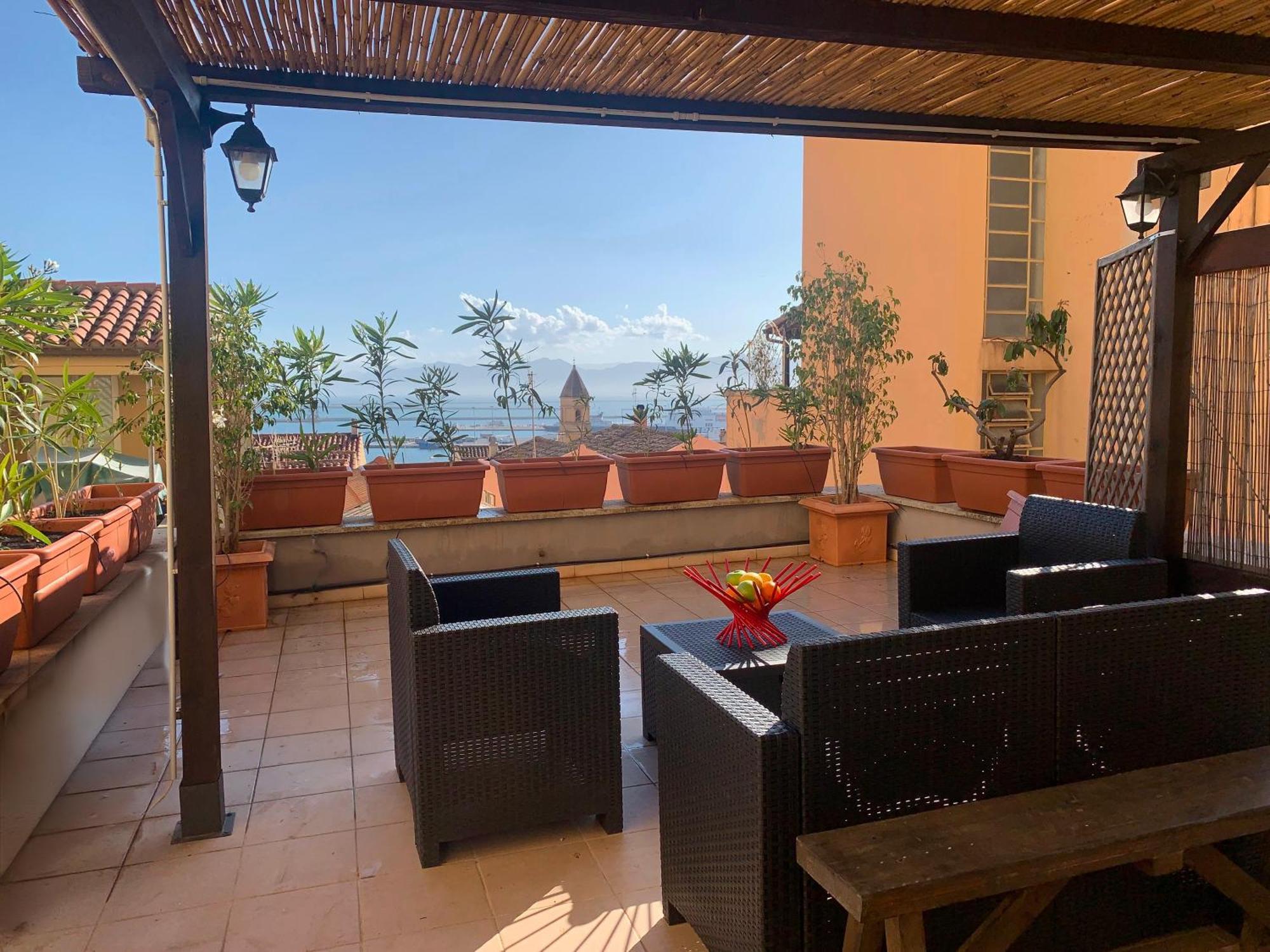 Appartement Oasi Urbana Con Terrazza E Vista à Cagliari Extérieur photo